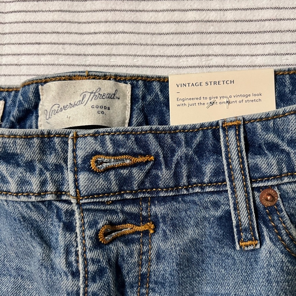 Universal Thread Light Blue Denim Jeans